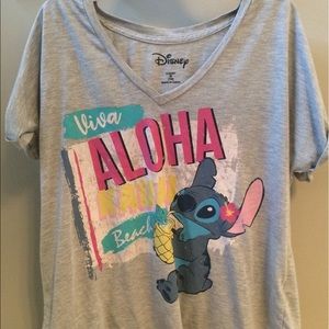 A cute stitch Disney shirt